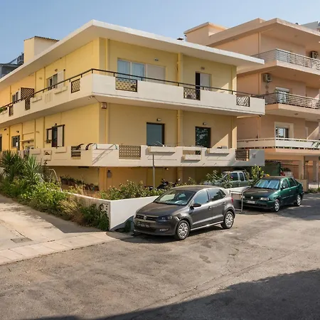 Casa Amarillo - Halepa